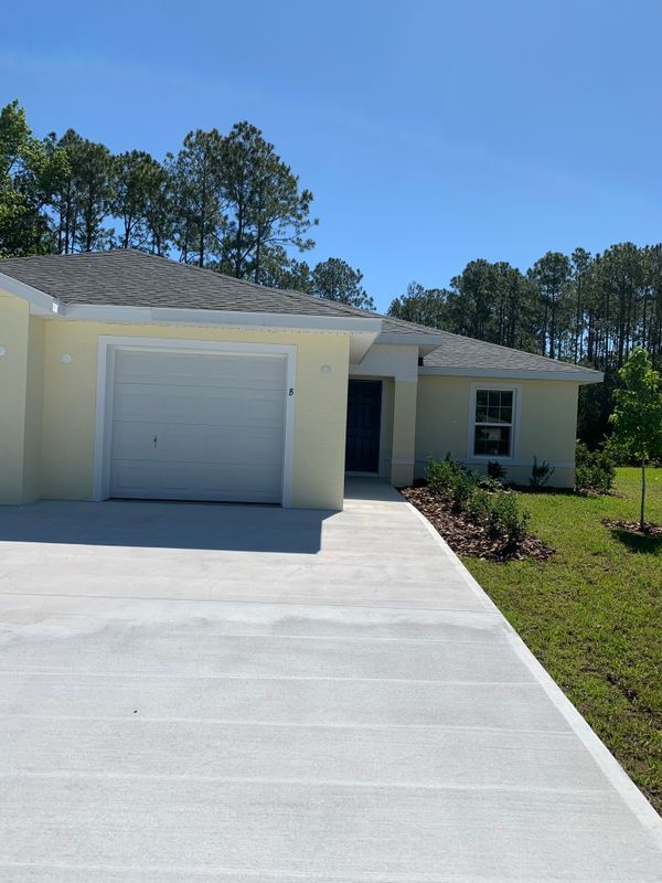 property at 124 Plainview Dr