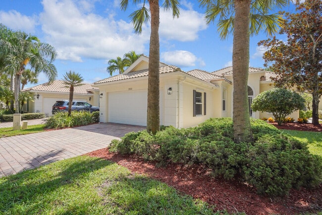 property at 2930 Rio Claro Dr S