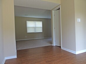 2301 Pinewood Dr in Maryville, TN - Building Photo - Building Photo