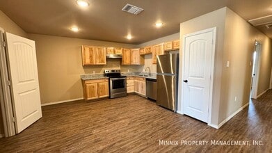 2514 N Ave O in Lubbock, TX - Foto de edificio - Building Photo