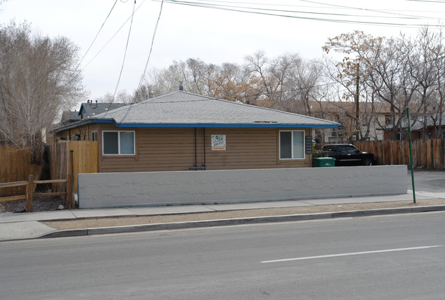 1508-1520 Locust St in Reno, NV - Foto de edificio - Building Photo