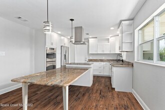 200 Price Ct in Satellite Beach, FL - Building Photo - Building Photo