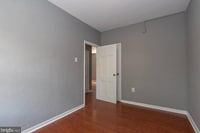 734 North Terrace photo'