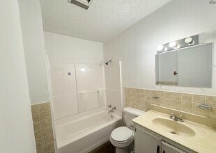 615 Sunset Dr in Wichita Falls, TX - Building Photo - Building Photo