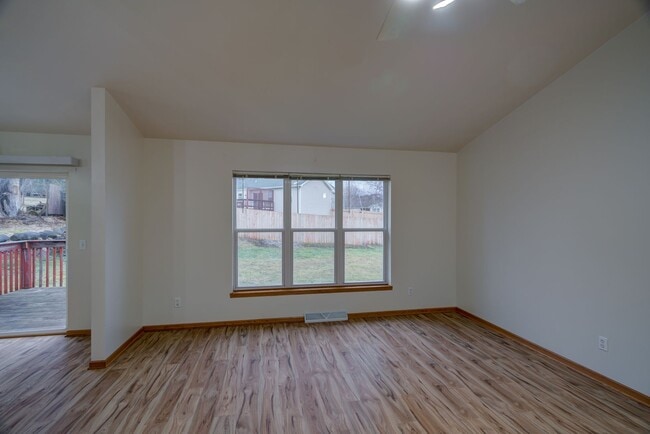 1509 Bultman Rd in Madison, WI - Foto de edificio - Building Photo