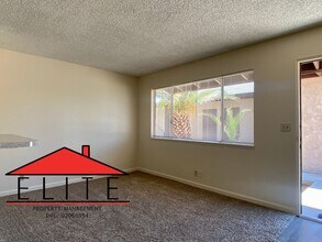 645 E Ridgecrest Blvd in Ridgecrest, CA - Building Photo - Building Photo