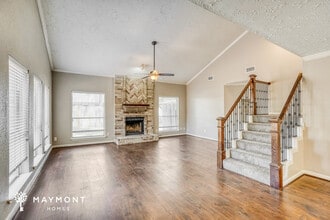 11210 Crooked Pine Dr, Unit 1 in Cypress, TX - Foto de edificio - Building Photo