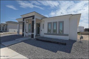 14512 Charles Foster Ave in El Paso, TX - Building Photo