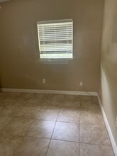 7151 Adare Dr in New Port Richey, FL - Foto de edificio - Building Photo