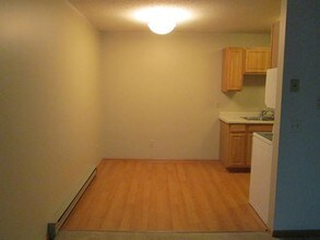 14115 Pennock Ave, Unit 306 in Apple Valley, MN - Foto de edificio - Building Photo