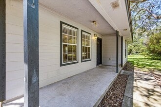 11903 22nd St in Santa Fe, TX - Building Photo - Building Photo