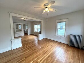 171 School St in Watertown, MA - Building Photo - Building Photo