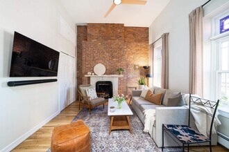 205 14th St in Hoboken, NJ - Building Photo - Building Photo