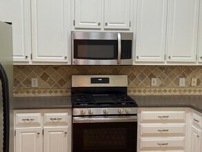 3007 Clove Tree Ln in Woodstock, GA - Building Photo - Building Photo