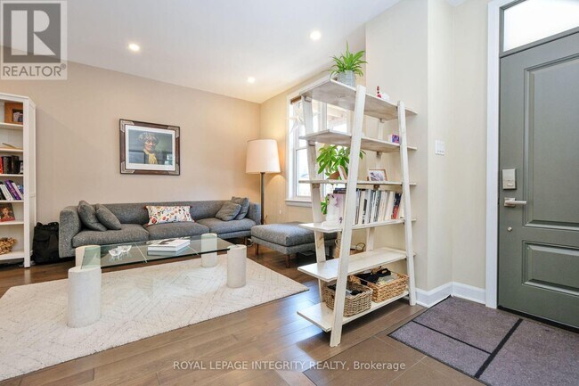 93 Hamilton Ave N in Ottawa, ON - Building Photo - Building Photo