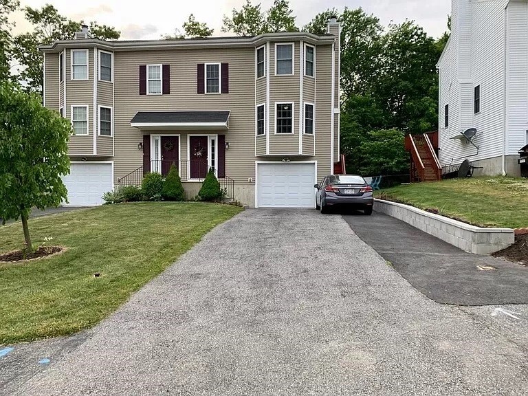 7 Honeysuckle Rd in Worcester, MA - Foto de edificio