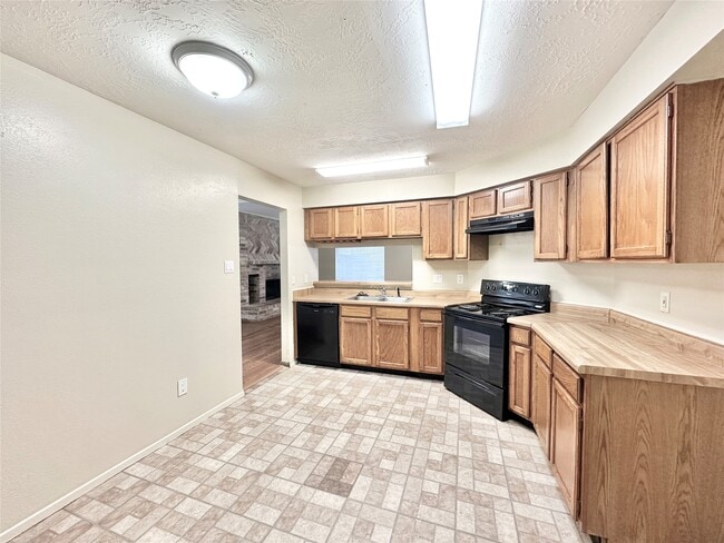 property at 21706 Nickerton Ln