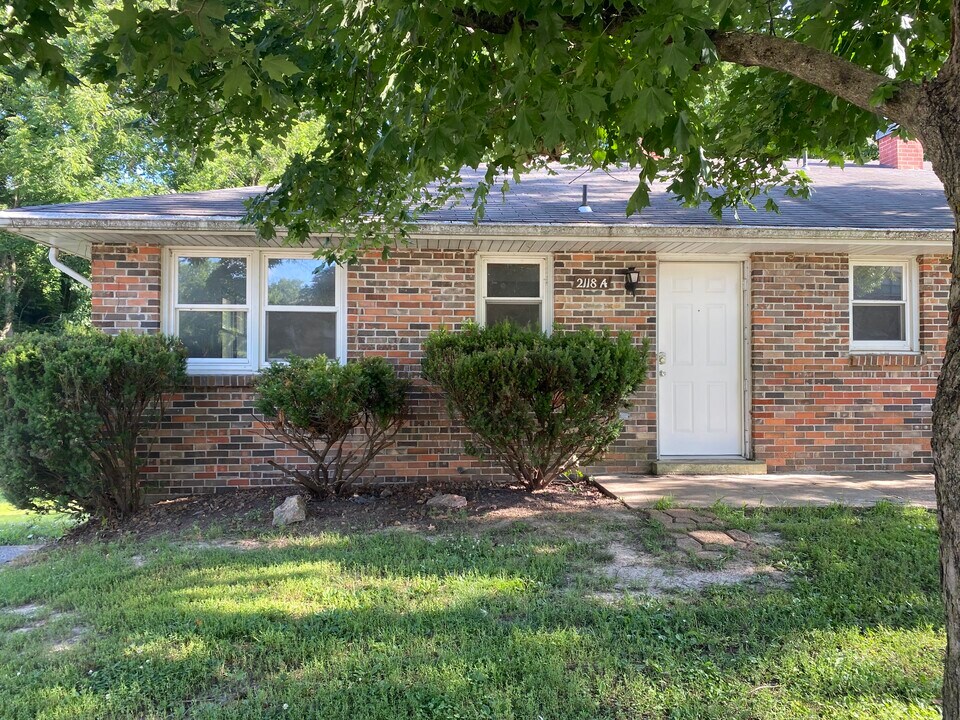 2118 Louis Cir in Jefferson City, MO - Building Photo