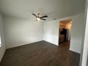 3087 Park Vale Rd, Unit UnitA in St. Cloud, FL - Building Photo - Building Photo