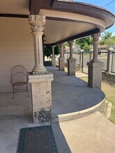 1420 Springfield Ave in Laredo, TX - Building Photo - Building Photo