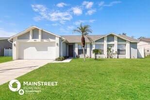 804 Darby Dr in Kissimmee, FL - Building Photo