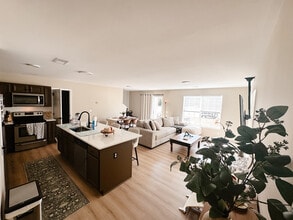 215 Dillard Mill Dr in Bluffton, SC - Building Photo - Building Photo