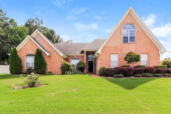 property at 7699 Shadow Bend Ln