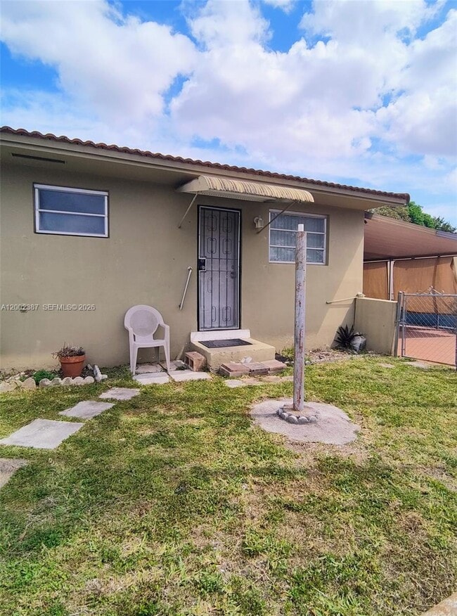 property at 525 SW 56th Ave