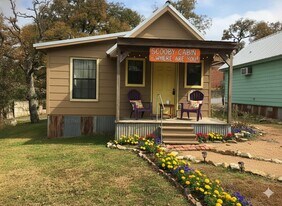 607 Live Oak St in Gatesville, TX - Building Photo