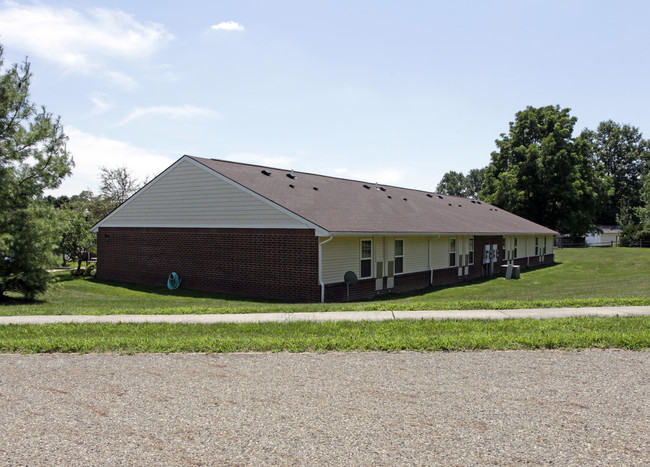 Lamplighter Apartments in Mantua, OH - Foto de edificio - Building Photo