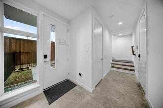 4626 Munger Ave in Dallas, TX - Building Photo - Building Photo