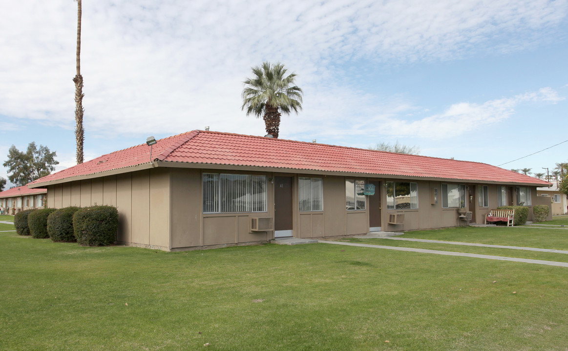 Casa Del Rey in Indio, CA - Foto de edificio