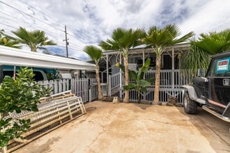 87-1730-1730 Farrington Hwy in Waianae, HI - Building Photo - Building Photo