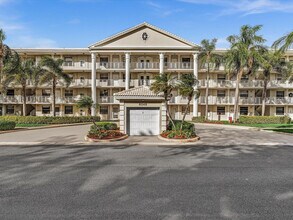 6049 Balboa Cir in Boca Raton, FL - Building Photo - Building Photo