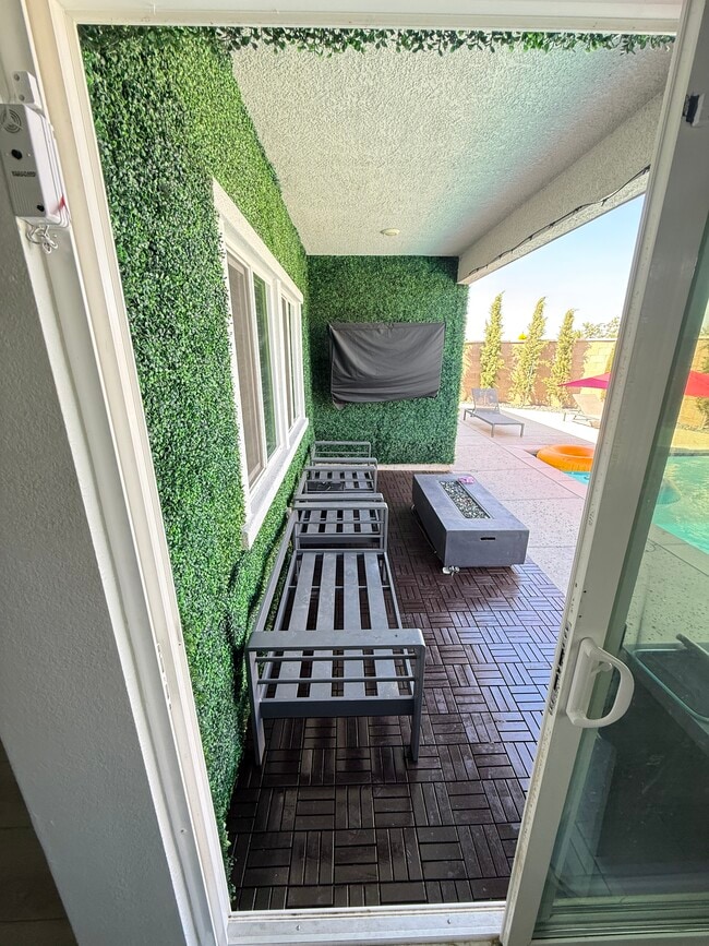 property at 2226 Brigade Pl
