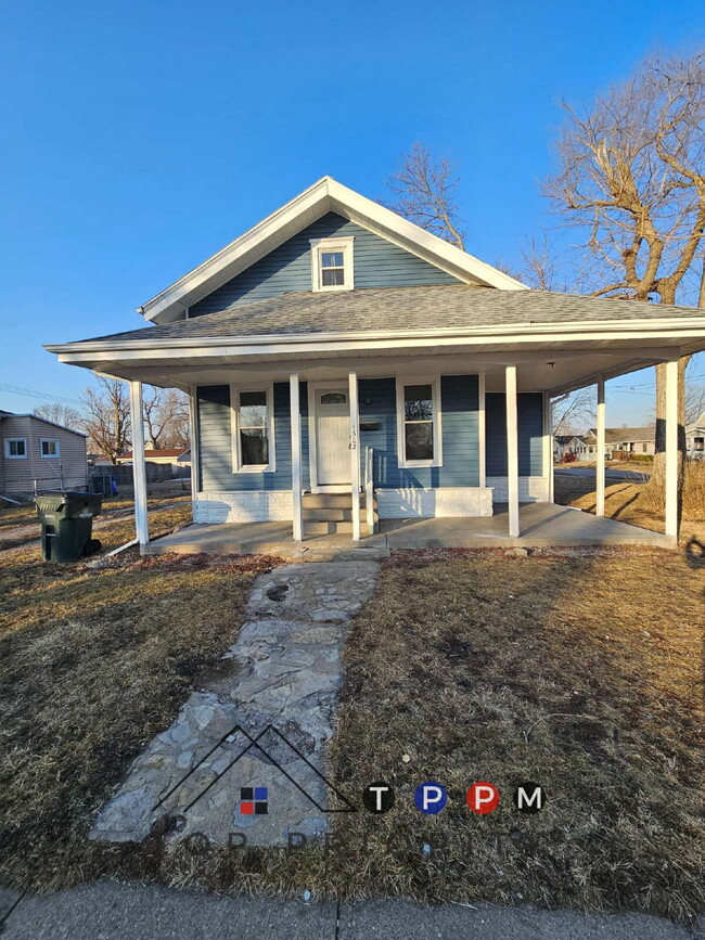 property at 1502 1st St SW