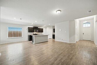 516 Foxhunter St in Fort Worth, TX - Building Photo - Building Photo