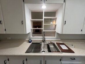 1718 Truman St NE in Albuquerque, NM - Building Photo - Building Photo