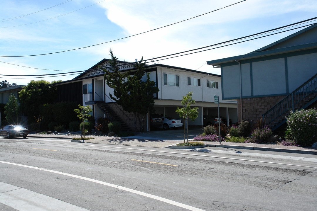 620 Masonic Way in Belmont, CA - Building Photo