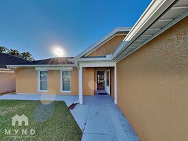 8310 Clermont St in Tampa, FL - Building Photo