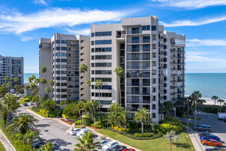 Dan's Island I in Clearwater, FL - Building Photo - Building Photo