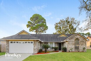 8726 Bandera Cir S in Jacksonville, FL - Building Photo