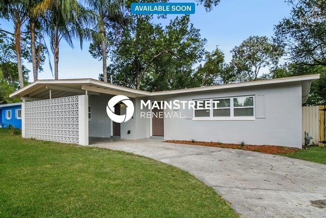 property at 6007 Oakcrest Cir