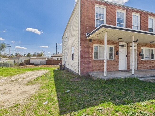 property at 1454 Ferndale Ave