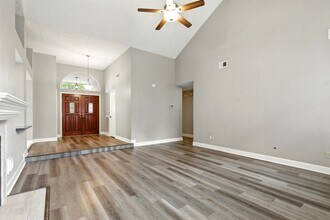 5438 Garden Village Dr in Humble, TX - Building Photo - Building Photo