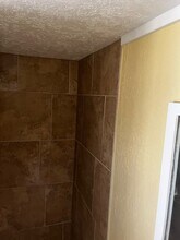 129 Osage St in Mabank, TX - Foto de edificio - Building Photo