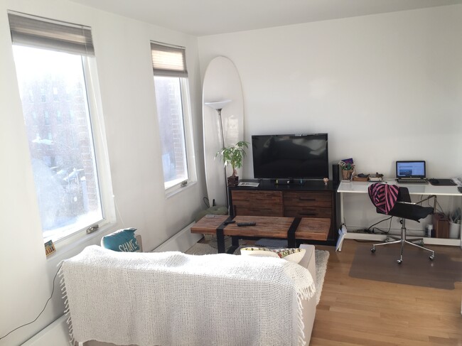 109 3rd St, Unit 4 in Brooklyn, NY - Building Photo - Building Photo