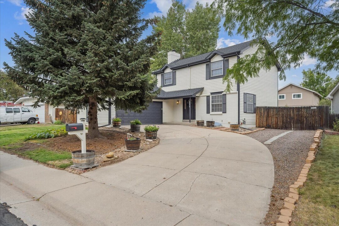 10373 Moore St in Westminster, CO - Building Photo