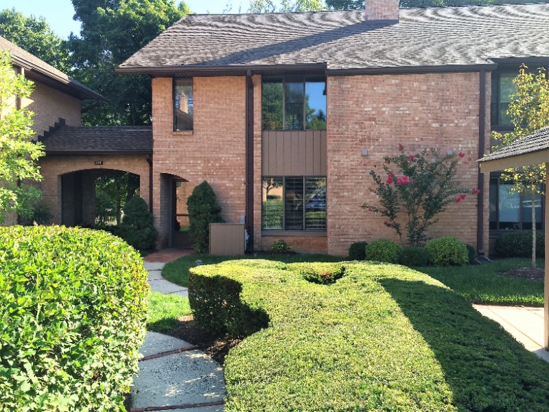 144 Woodgate Ln in Paoli, PA - Building Photo
