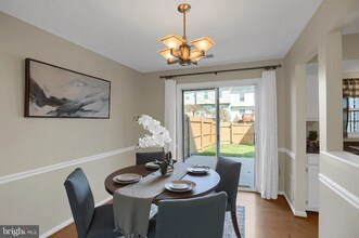 5737 Sunset View Ln in Frederick, MD - Building Photo - Building Photo
